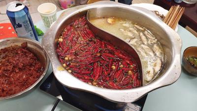 成都火鍋技術(shù)培訓(xùn)哪里好？火鍋底料的配制及熬制方法
