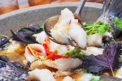 四川正宗石鍋魚技術培訓哪里好？制作石鍋魚秘制紅油