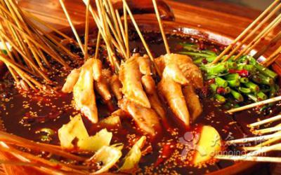火鍋串串香技術底料做法哪里好？專業(yè)小吃培訓機構