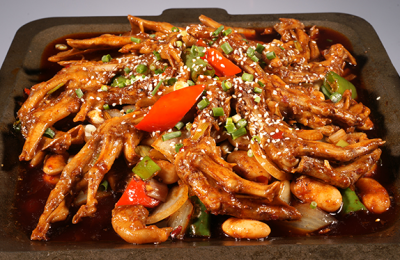 麻辣干鍋技術(shù)培訓(xùn)哪里一對(duì)一培訓(xùn)？全程由學(xué)生親自動(dòng)手