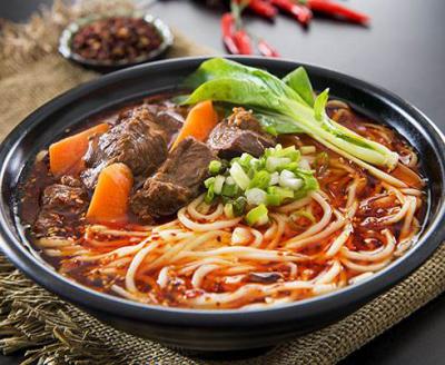 重慶小面技術(shù)培訓(xùn)學(xué)費(fèi)需要多少錢？