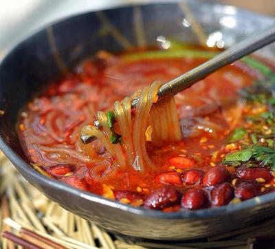 成都餐飲培訓(xùn)學(xué)校，重慶酸辣粉培訓(xùn)哪家好？