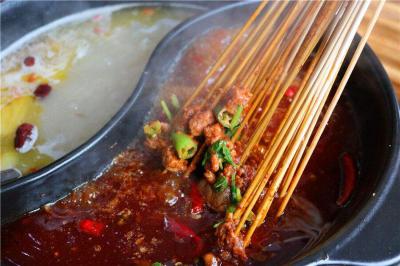 餐飲小吃培訓創(chuàng)業(yè)，哪里可以學習串串香技術(shù)培訓？