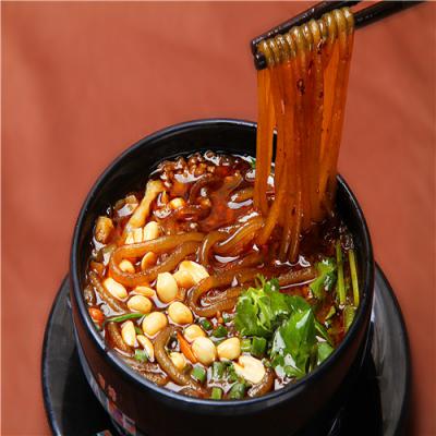 手工酸辣粉培訓學校哪家好?成都餐飲技術(shù)培訓學校