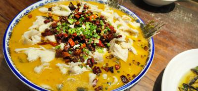 酸菜魚技術(shù)培訓(xùn)哪里比較好？教學(xué)過程中采取一對一教學(xué)