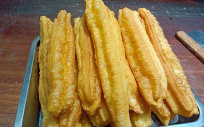 成都早餐開店技術(shù)哪里好？  想學(xué)早餐油條制作
