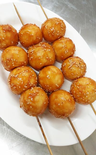 成都哪里學習正宗小吃技術(shù)？ 街邊糖油果子技術(shù)培訓