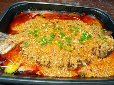 烤魚技術(shù)培訓(xùn)哪家好一點(diǎn)？四川烤魚培訓(xùn)機(jī)構(gòu)