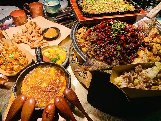 成都學(xué)烤魚技術(shù)哪里學(xué)？成都烤魚的做法及配方