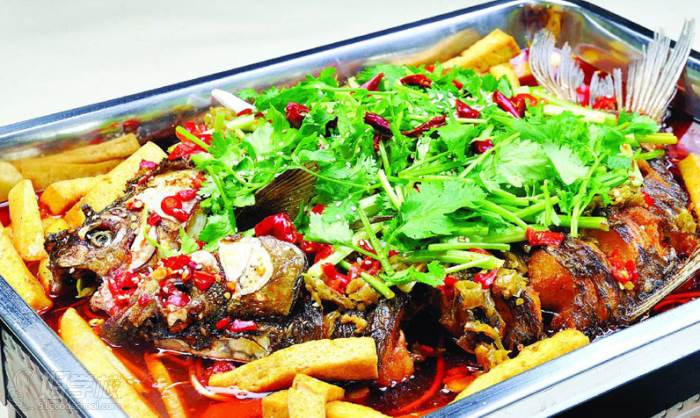 成都烤魚培訓(xùn)學(xué)校哪家好？培訓(xùn)專業(yè)烤魚班哪家好？