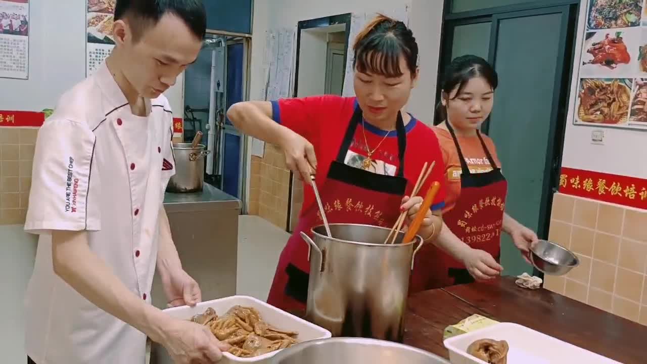 培訓(xùn)面食中心技術(shù)有哪些？蜀味緣早餐技術(shù)培訓(xùn)中心