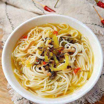 酸菜肉絲面技術(shù)培訓(xùn)要去哪里學(xué)？
