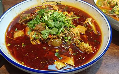 冒菜培訓(xùn)多少錢？  冒菜培訓(xùn)多少錢？